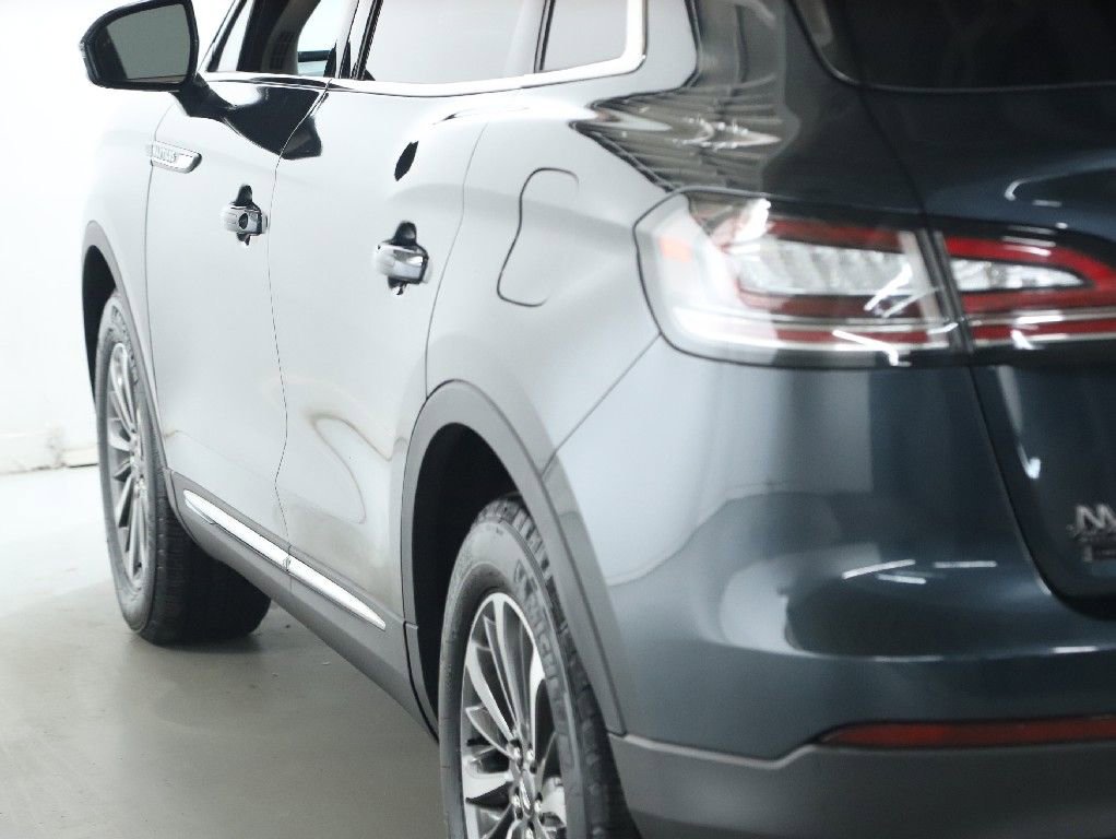 Used 2023 Lincoln Nautilus AWD w/ Premium Package image 41