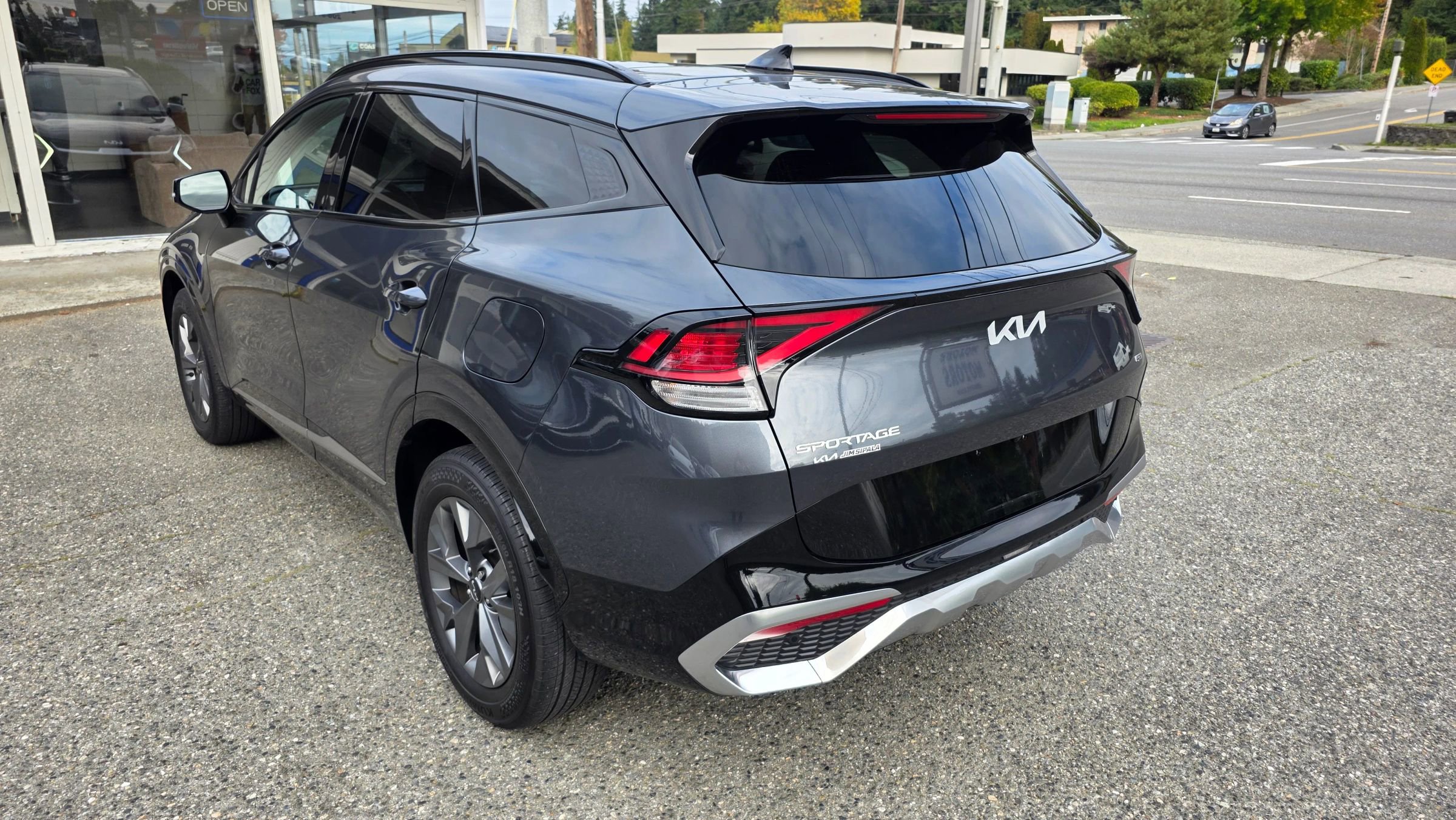 Used 2023 Kia Sportage SX image 7