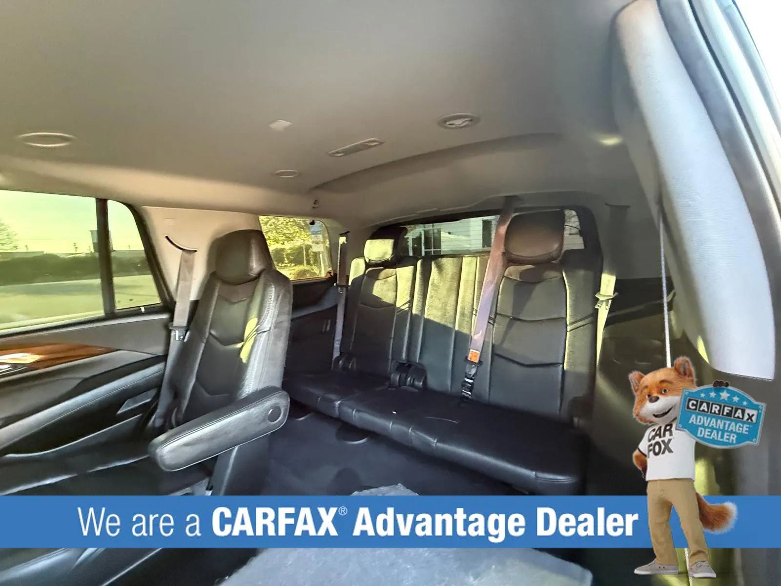 Used 2016 Cadillac Escalade Premium RWD image 26