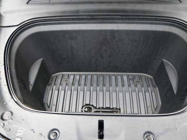 Used 2021 Tesla Model Y Performance image 19