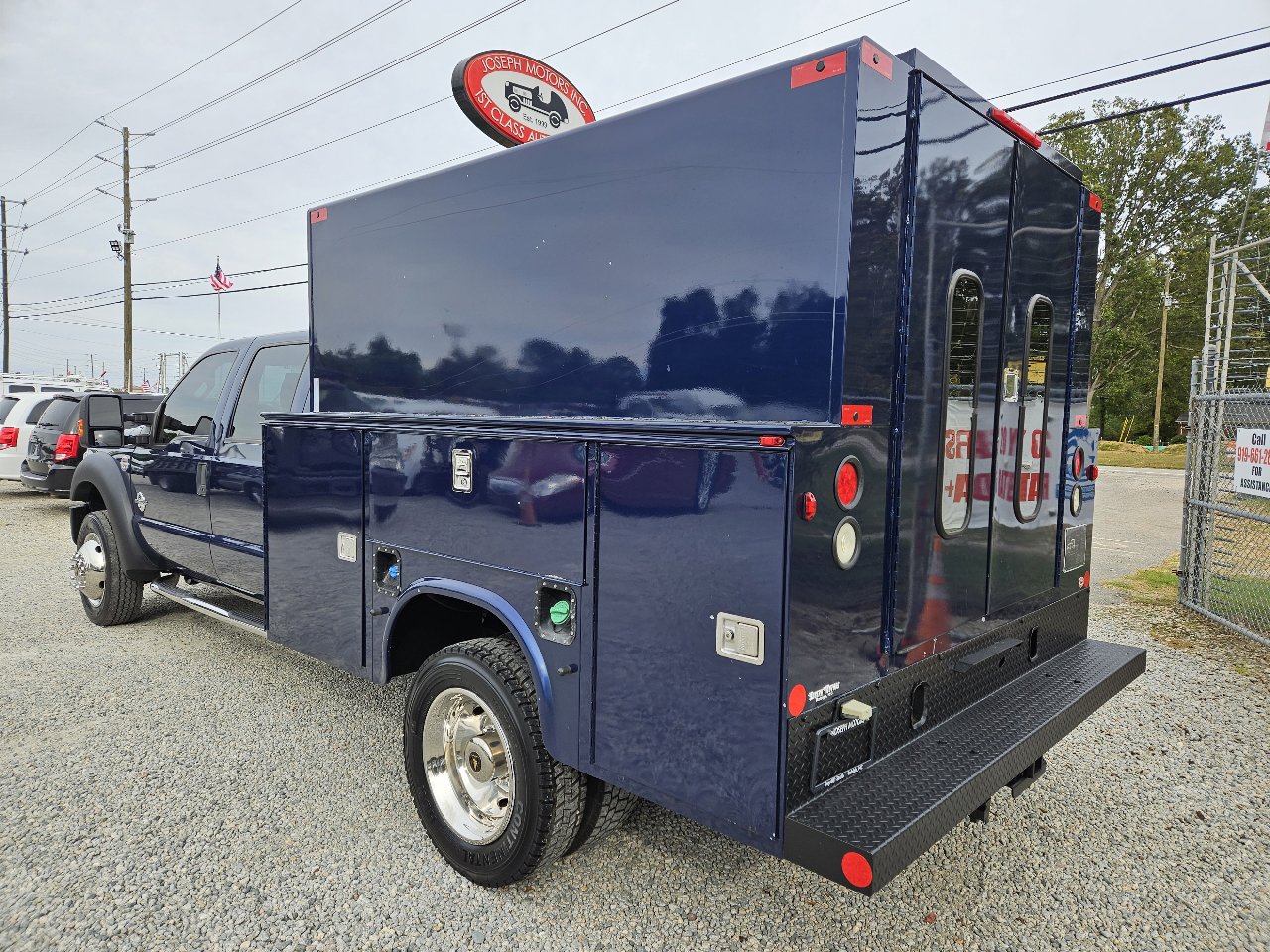 Used 2011 Ford F450 XL w/ PWR Equipment Group image 3