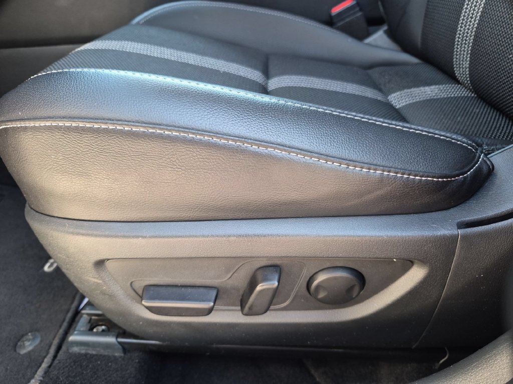 Used 2025 MAZDA CX-50 AWD 2.5 S w/ Preferred Package image 14