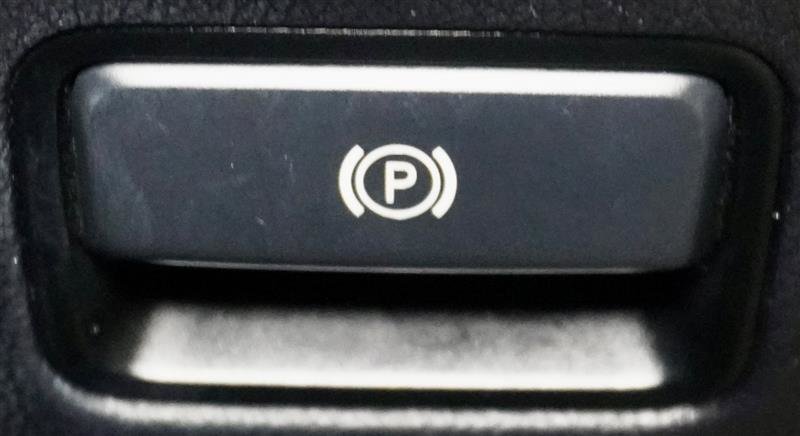 Used 2017 Mercedes-Benz GLE 350 4MATIC image 31