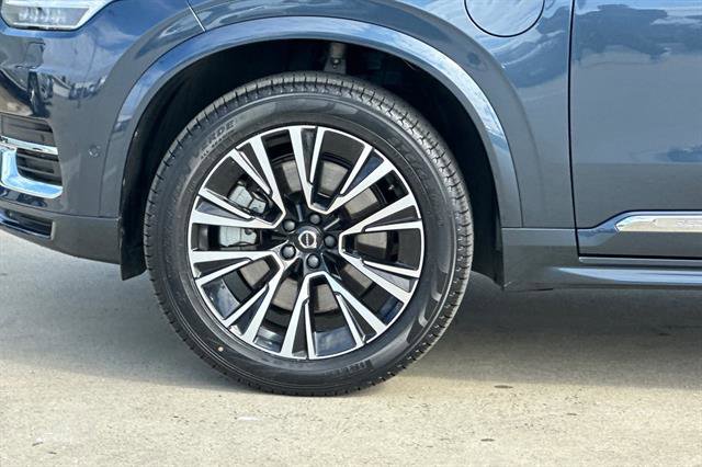 Certified 2023 Volvo XC90 T8 Plus image 31