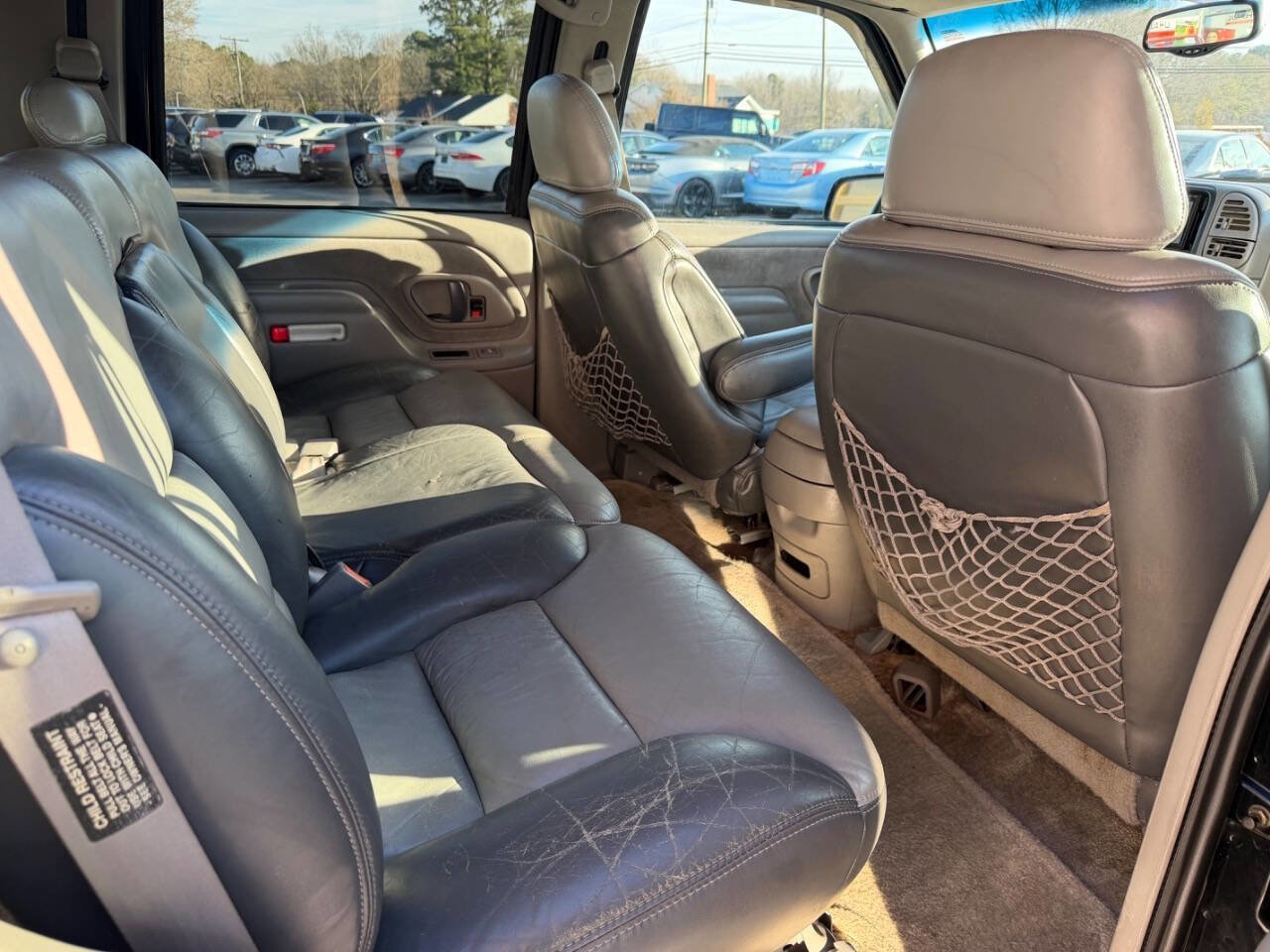 Used 2000 Chevrolet Tahoe Limited w/ Comfort & Security Pkg image 9