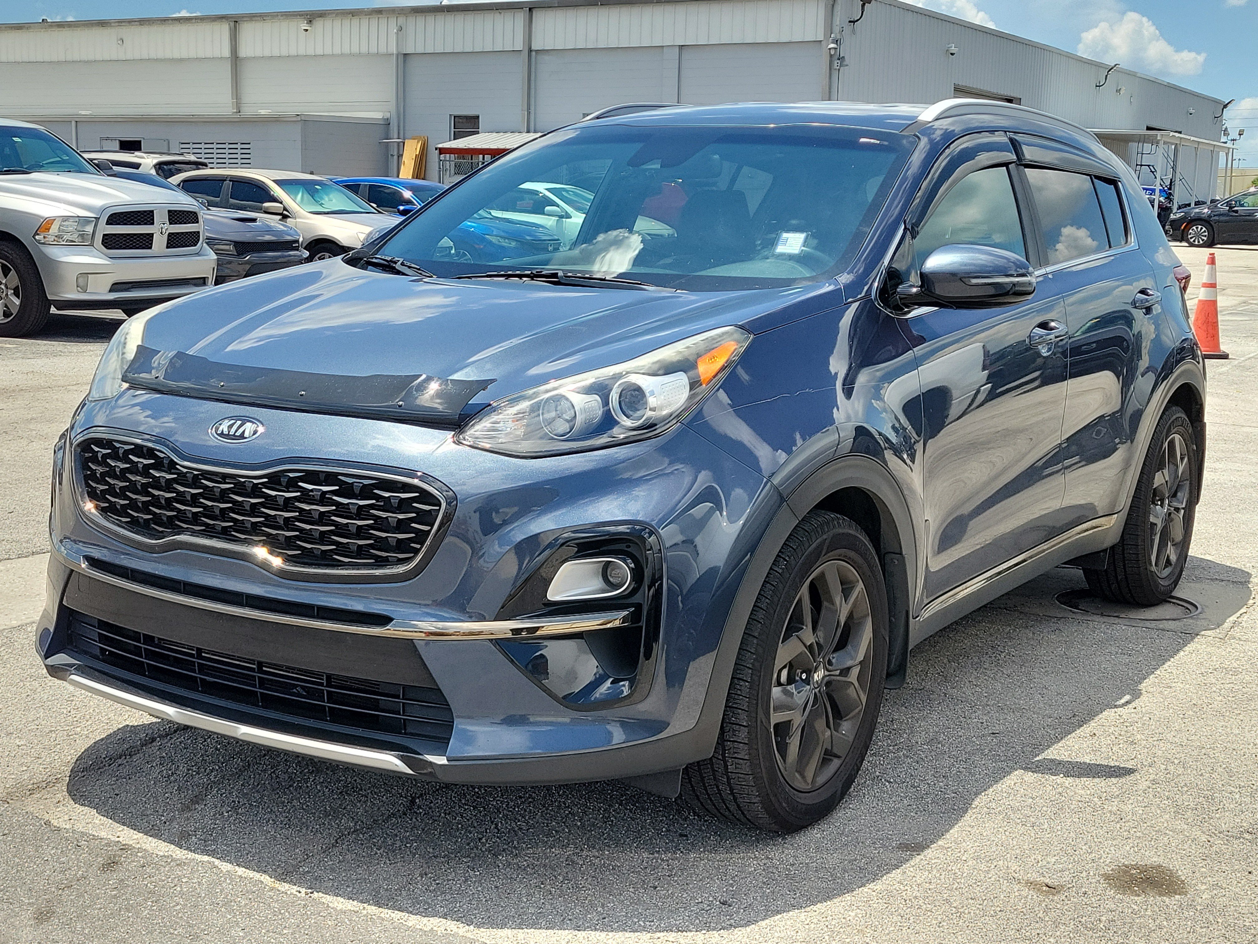 Used 2020 Kia Sportage S FWD image 3