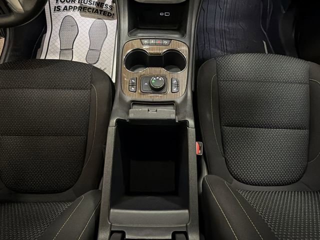 Used 2023 GMC Acadia SLE w/ Driver Convenience Package AWD/4WD image 21