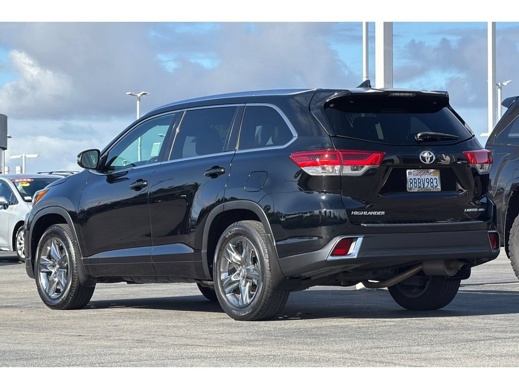 Used 2018 Toyota Highlander Limited Platinum AWD/4WD image 6