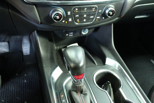 Used 2022 Chevrolet Traverse RS image 21