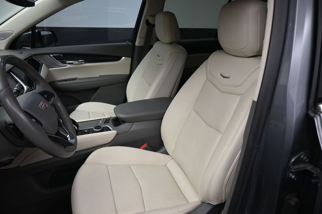 Used 2021 Cadillac XT6 Premium Luxury FWD image 33