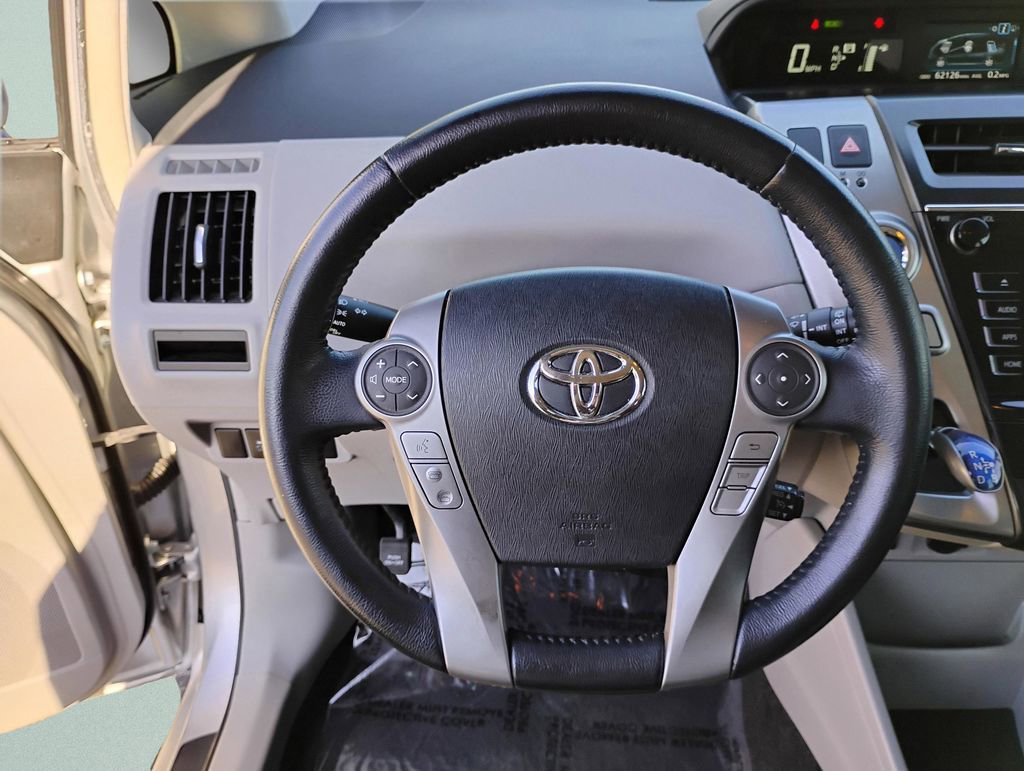 Used 2017 Toyota Prius V Four image 30