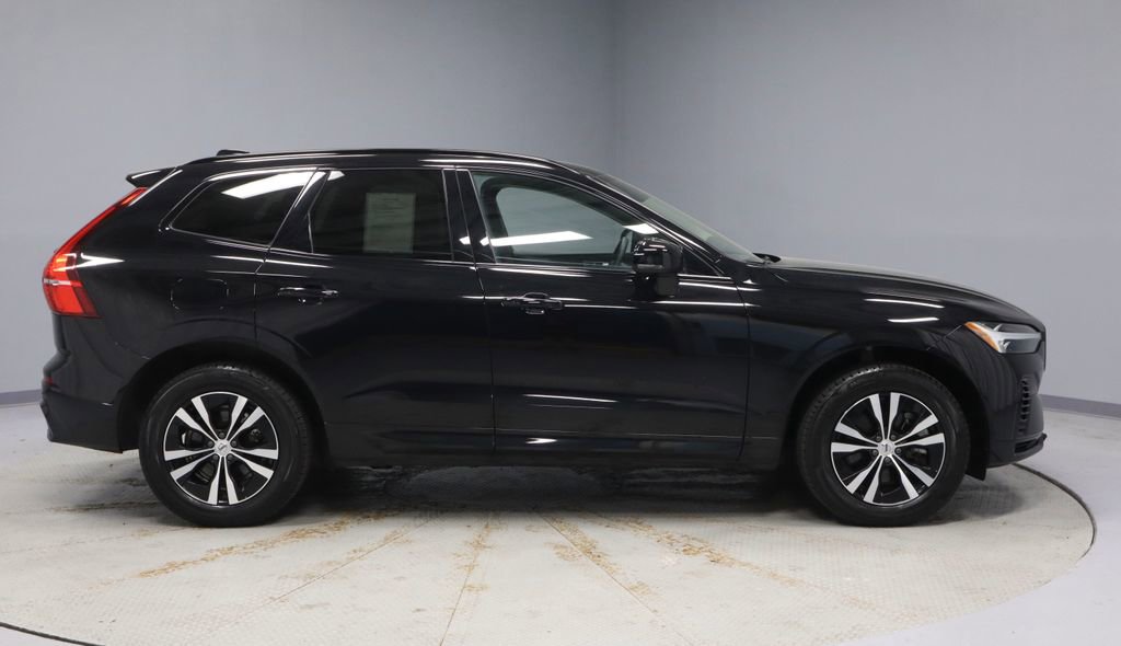 Used 2024 Volvo XC60 T8 Core image 12