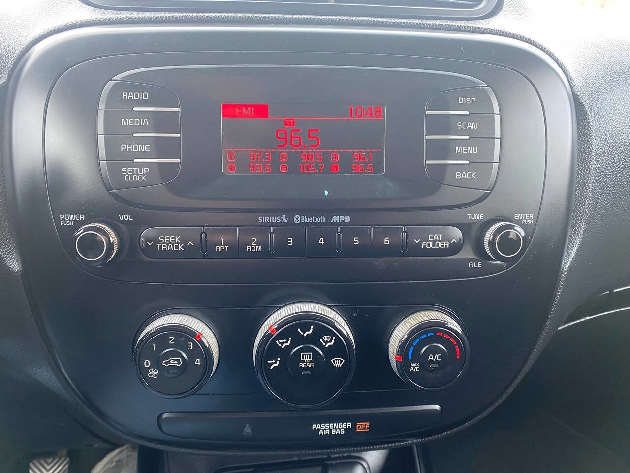 Used 2014 Kia Soul FWD image 27