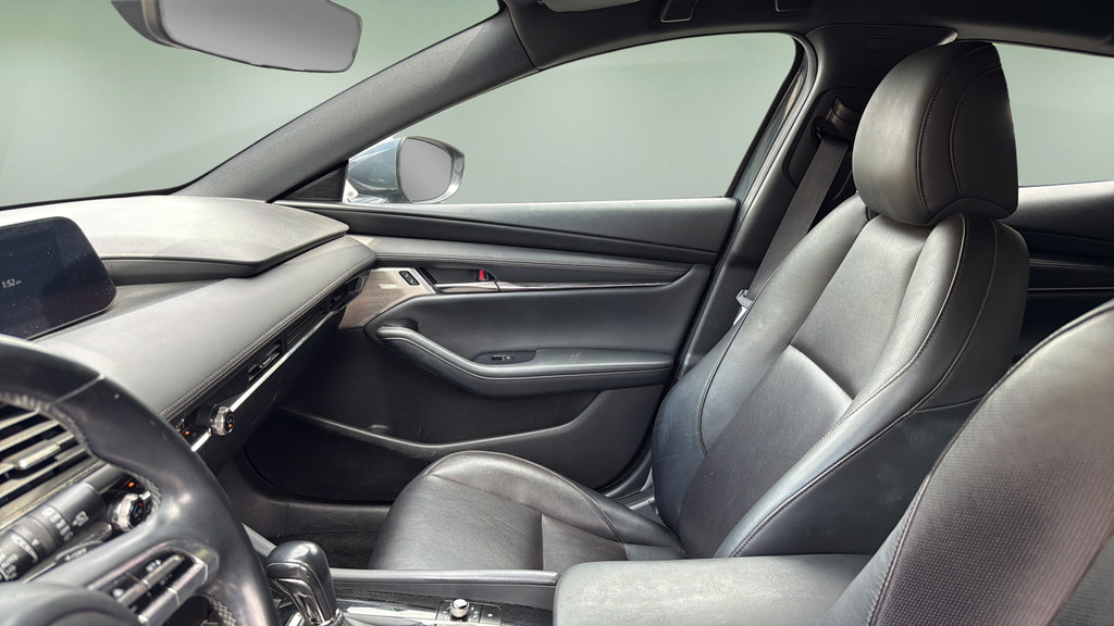 Used 2019 MAZDA MAZDA3 AWD Hatchback w/ Premium Pkg image 13