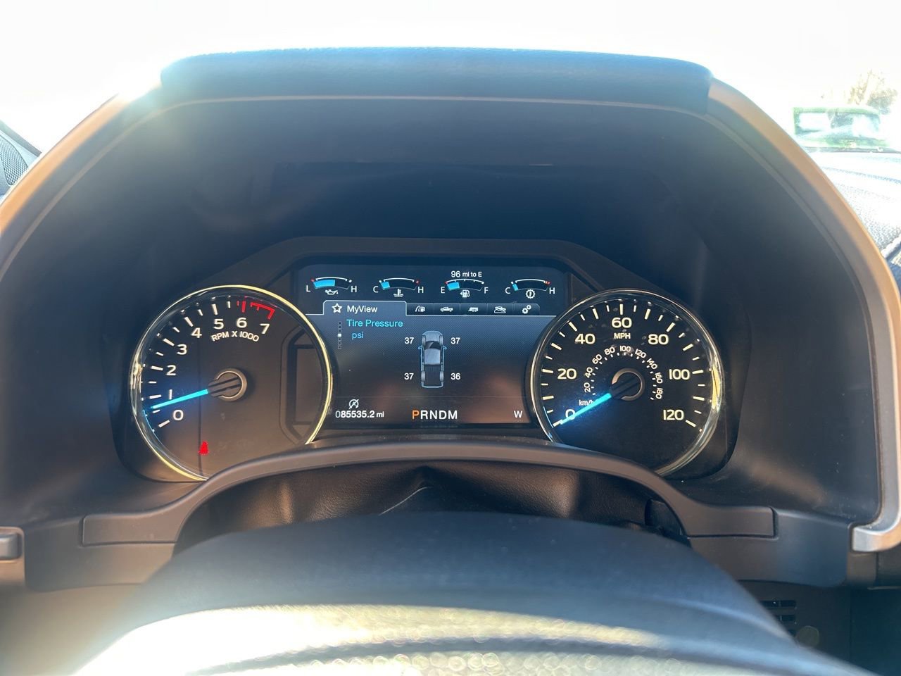 Used 2018 Ford F150 Lariat image 3