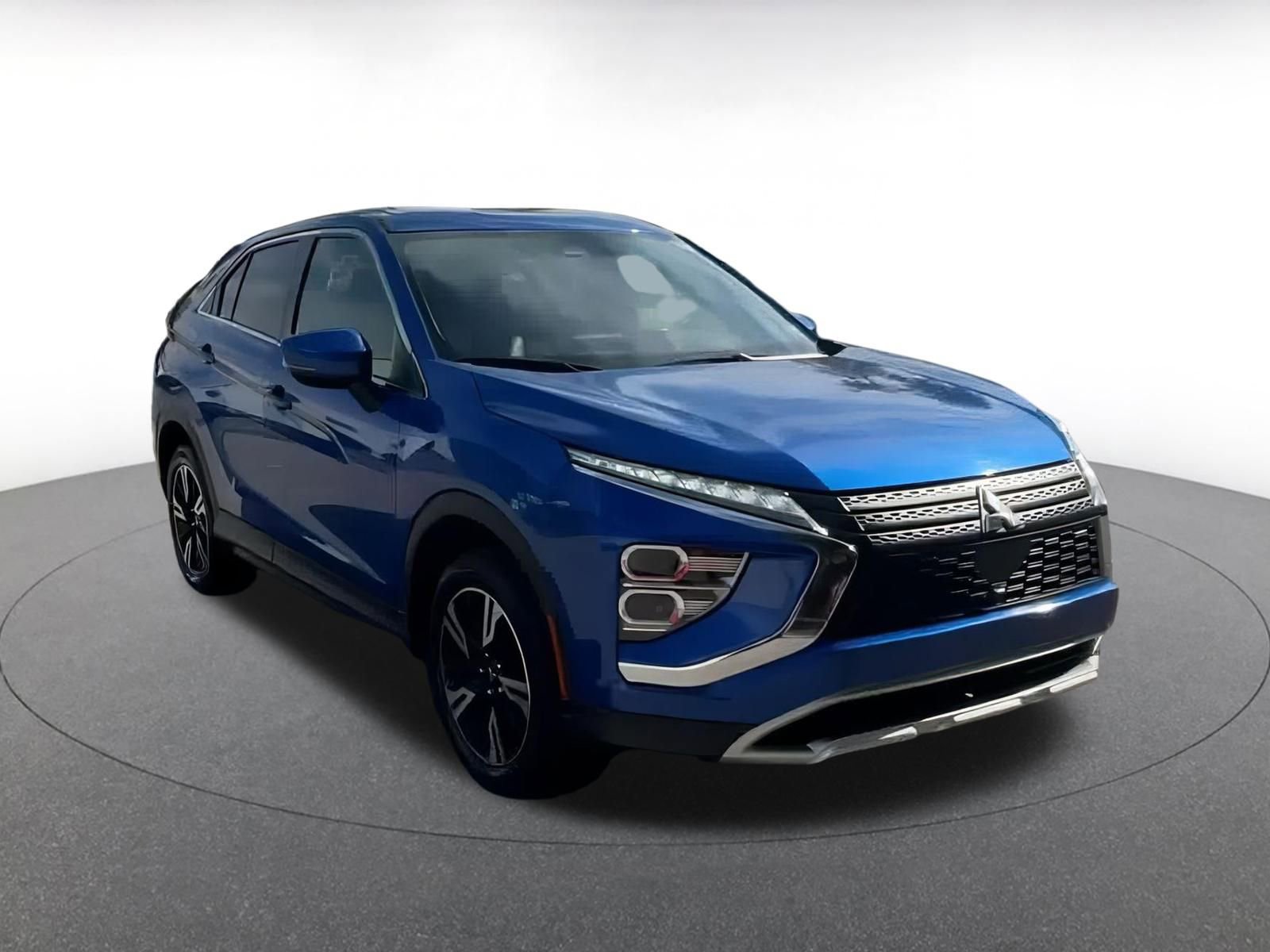 Used 2023 Mitsubishi Eclipse Cross SE image 3