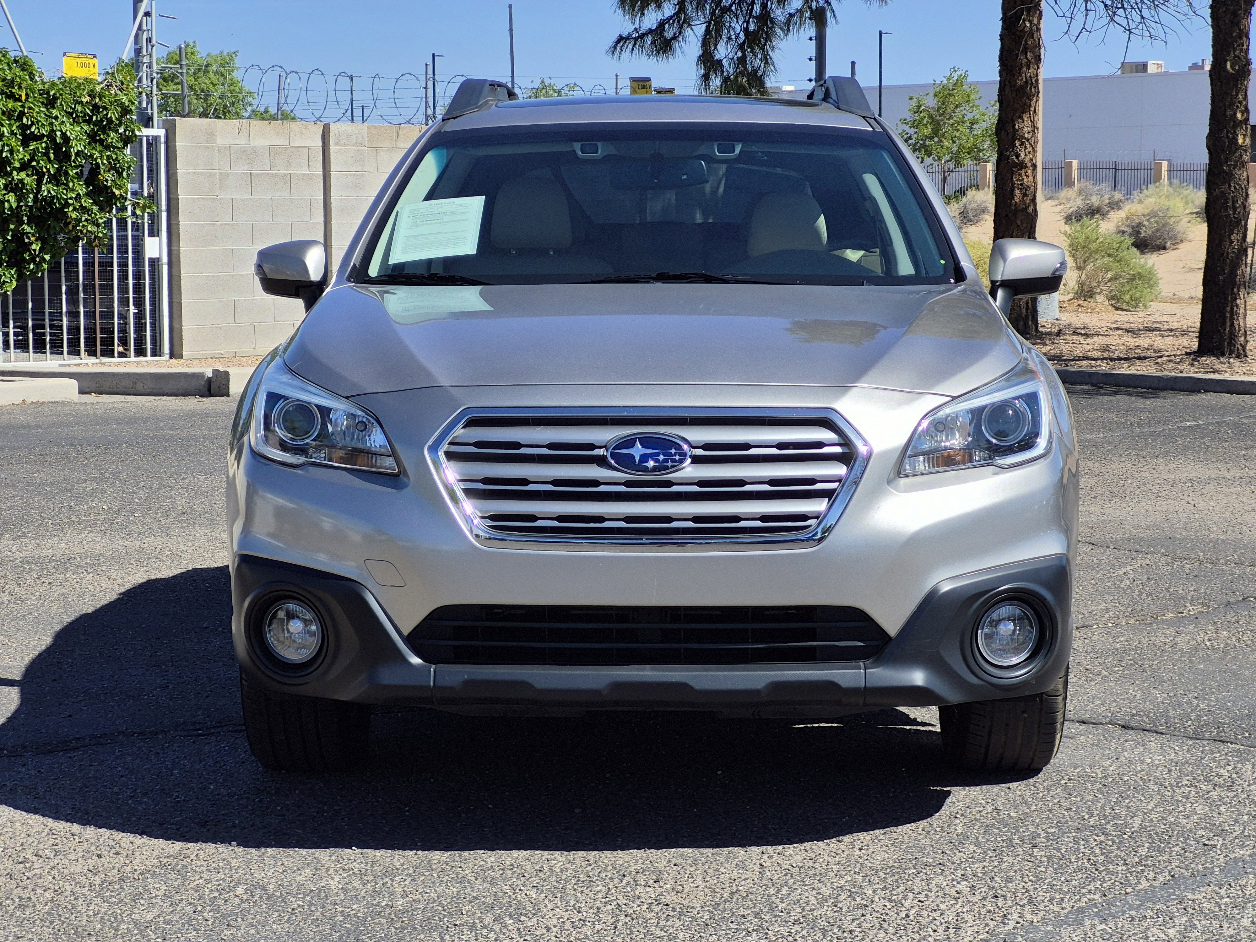 Used 2016 Subaru Outback 2.5i Limited AWD/4WD image 2