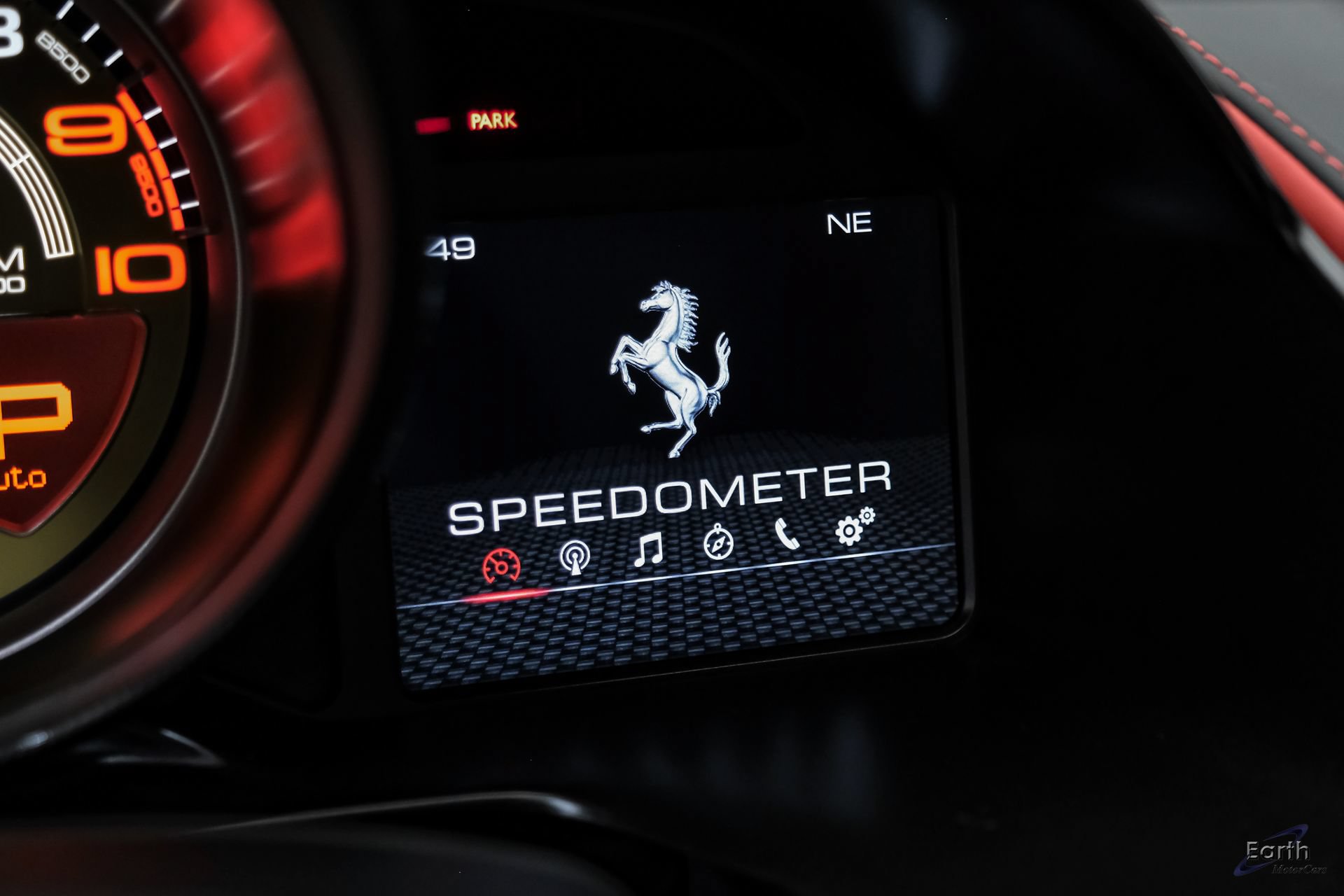 Used 2019 Ferrari 812 Superfast RWD image 97
