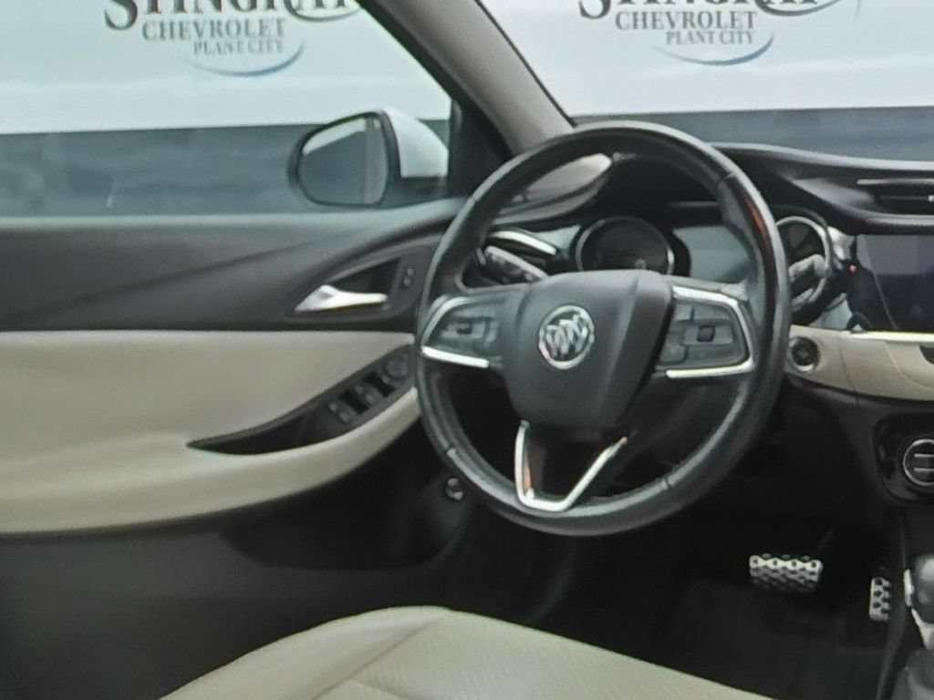 Used 2021 Buick Encore GX Essence w/ Experience Buick Package FWD image 16