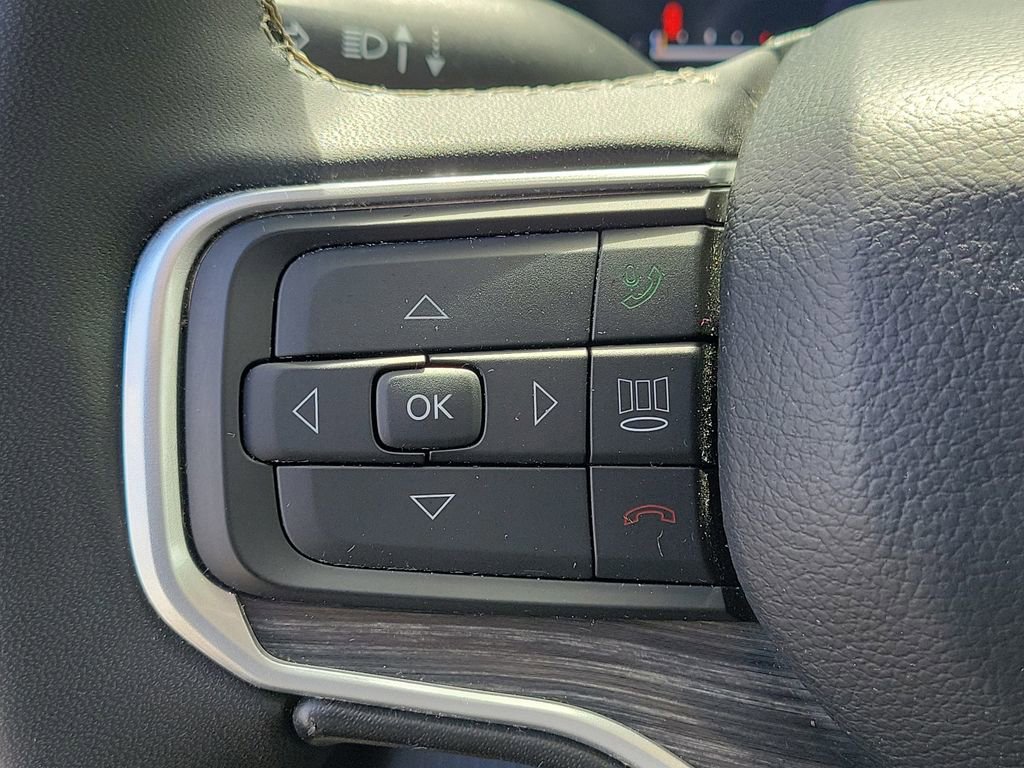 Used 2024 Jeep Wagoneer Series II w/ Flexible Seating Group AWD/4WD image 25