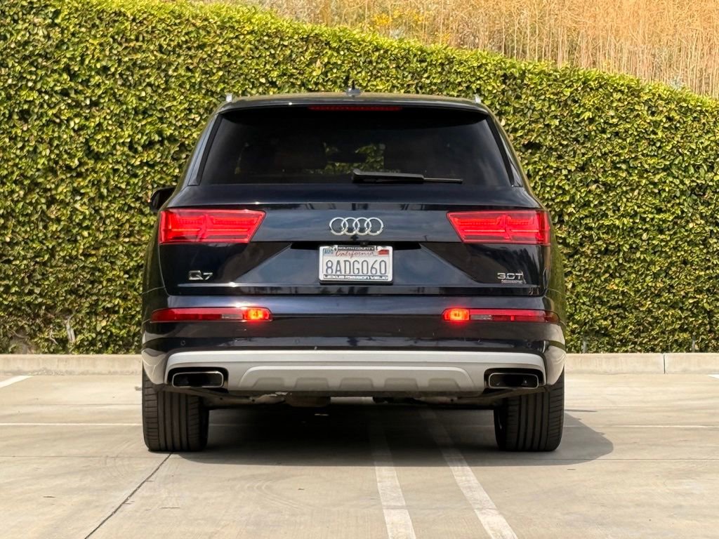 Used 2018 Audi Q7 3.0T Premium Plus image 11