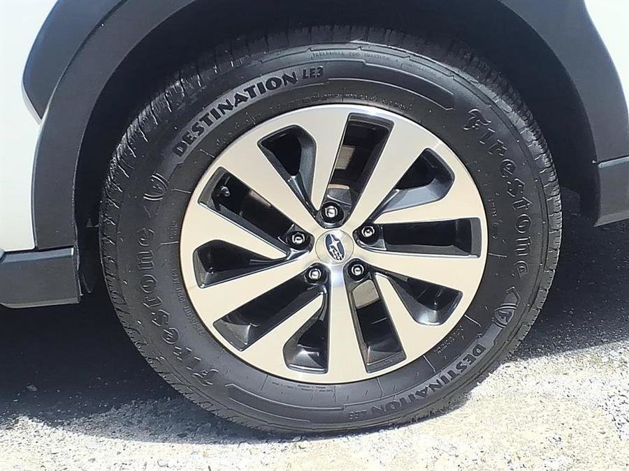 Used 2023 Subaru Outback Premium AWD/4WD image 9