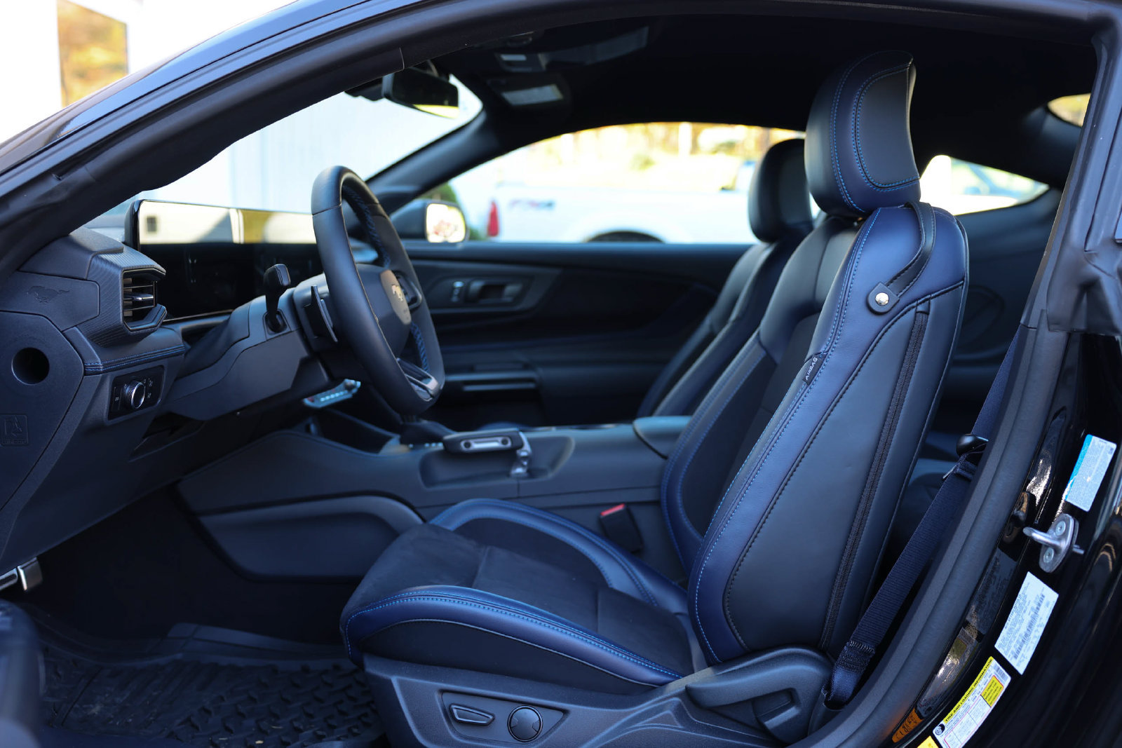 Used 2025 Ford Mustang Dark Horse w/ Dark Horse Handlin Package RWD image 21