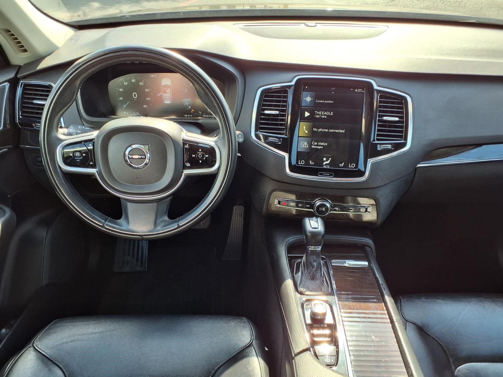 Used 2018 Volvo XC90 T5 Momentum w/ Convenience Package FWD image 13