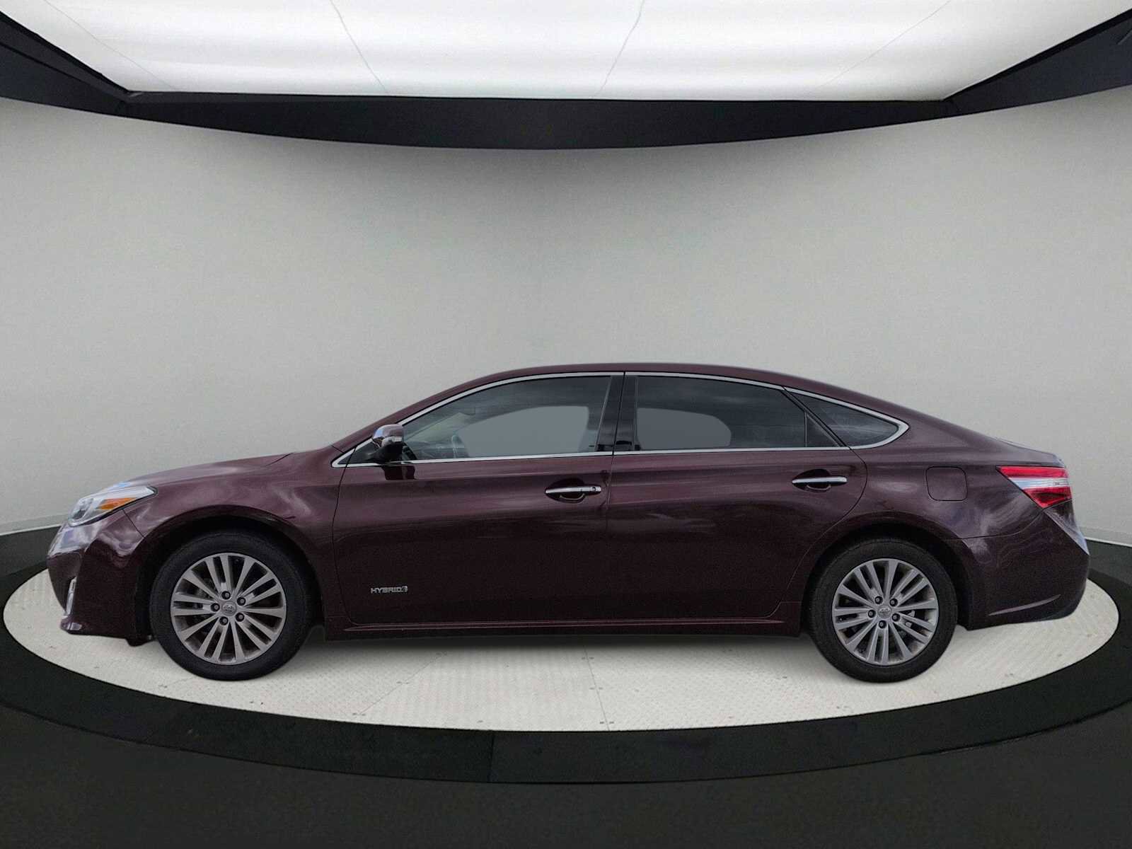 Used 2015 Toyota Avalon XLE Touring image 5