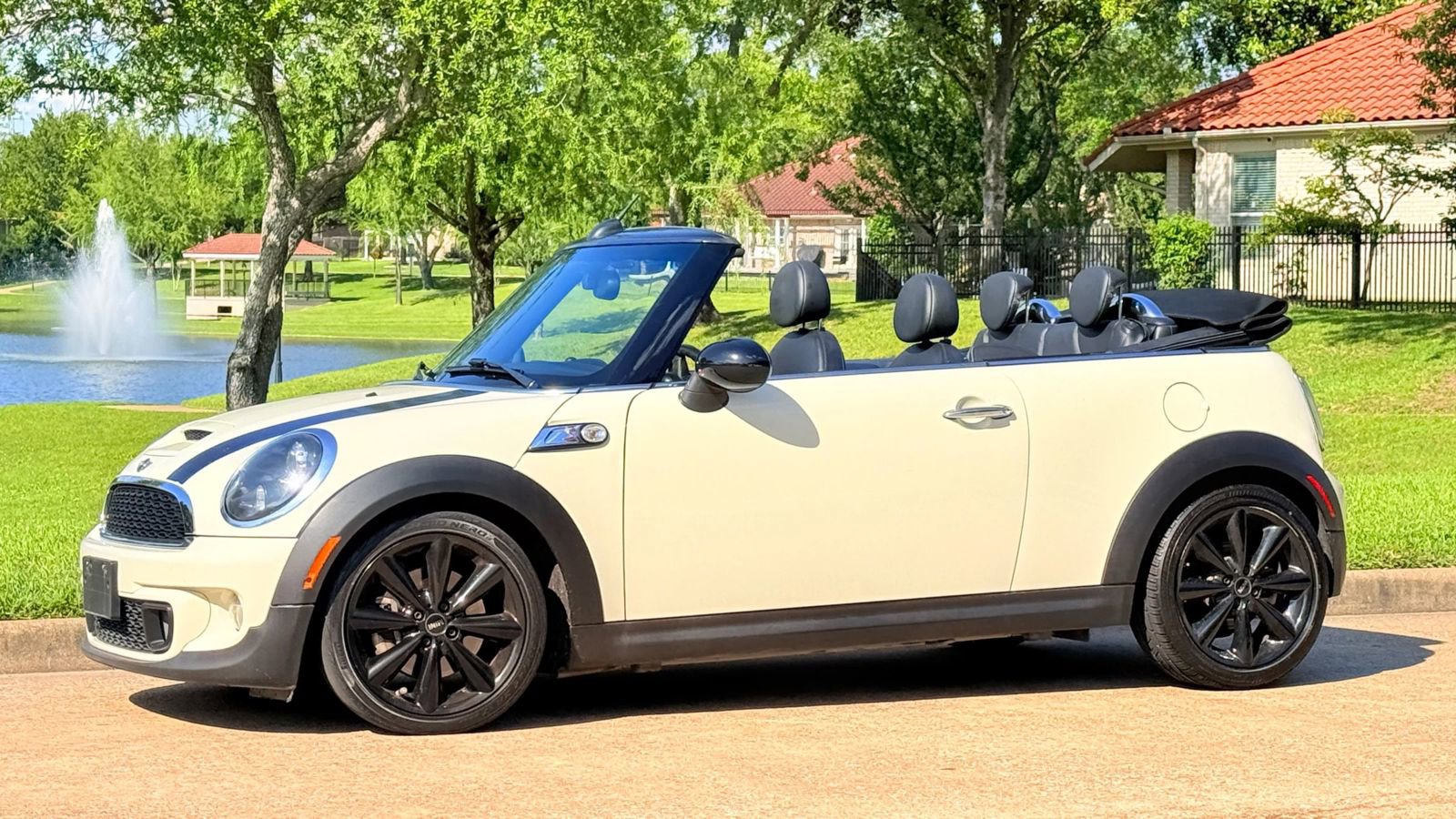 Used 2013 MINI Cooper S FWD image 3
