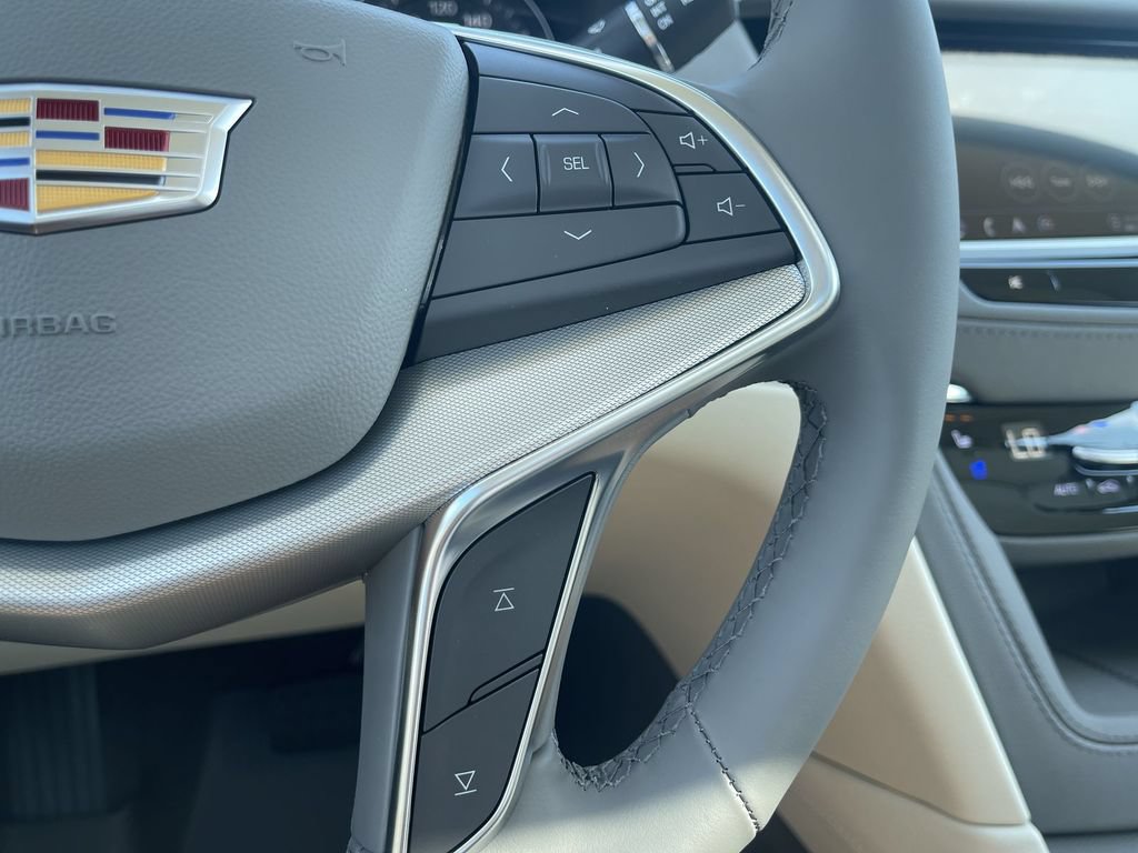 New 2026 Cadillac XT5 Premium Luxury w/ Driver Assist Package FWD image 21