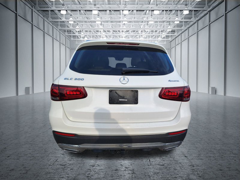 Used 2020 Mercedes-Benz GLC 300 4MATIC image 5
