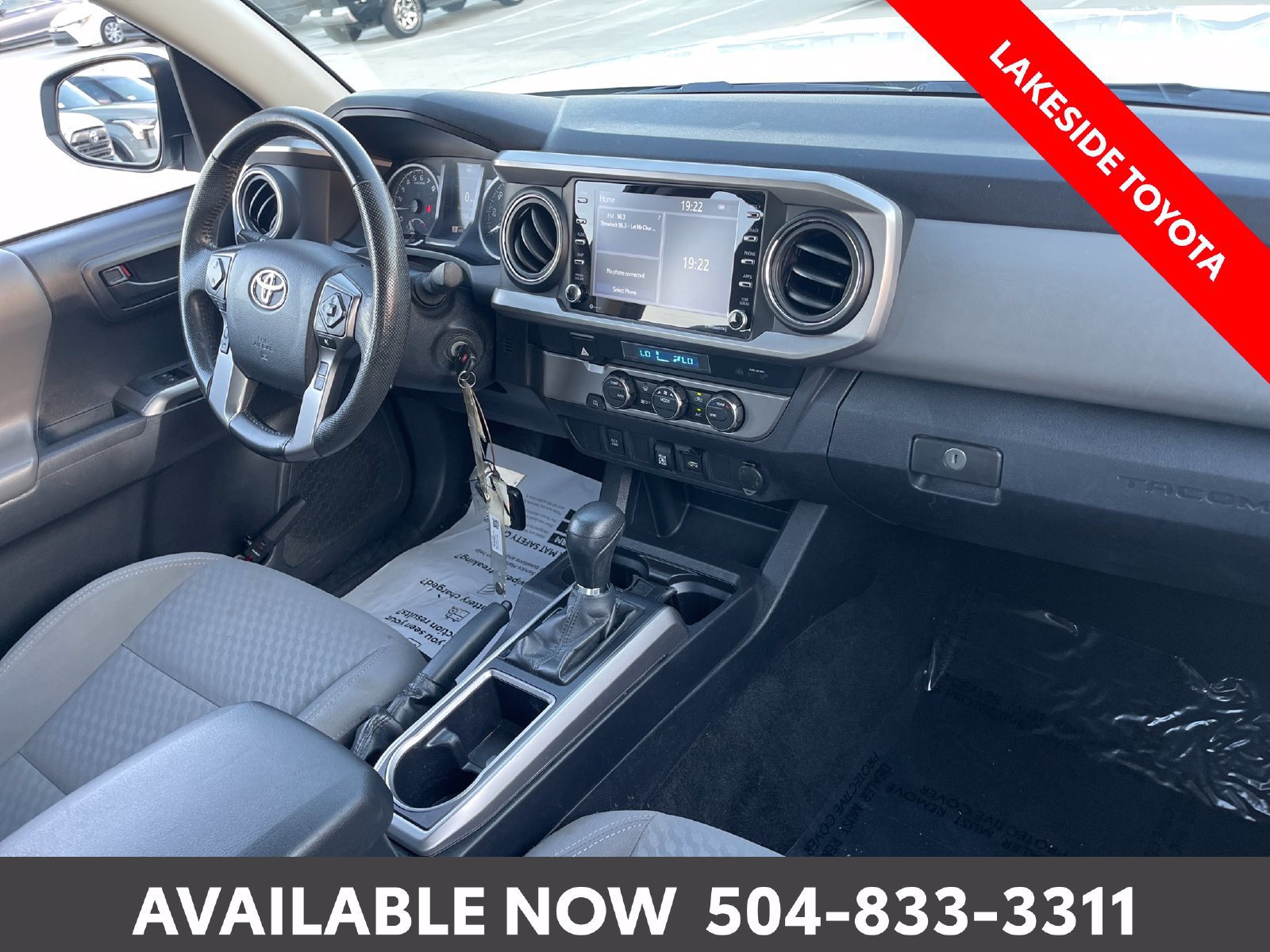 Used 2022 Toyota Tacoma SR5 RWD image 15