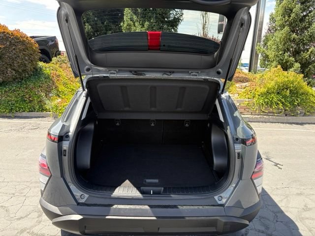 Used 2025 Hyundai Kona SEL AWD/4WD image 9