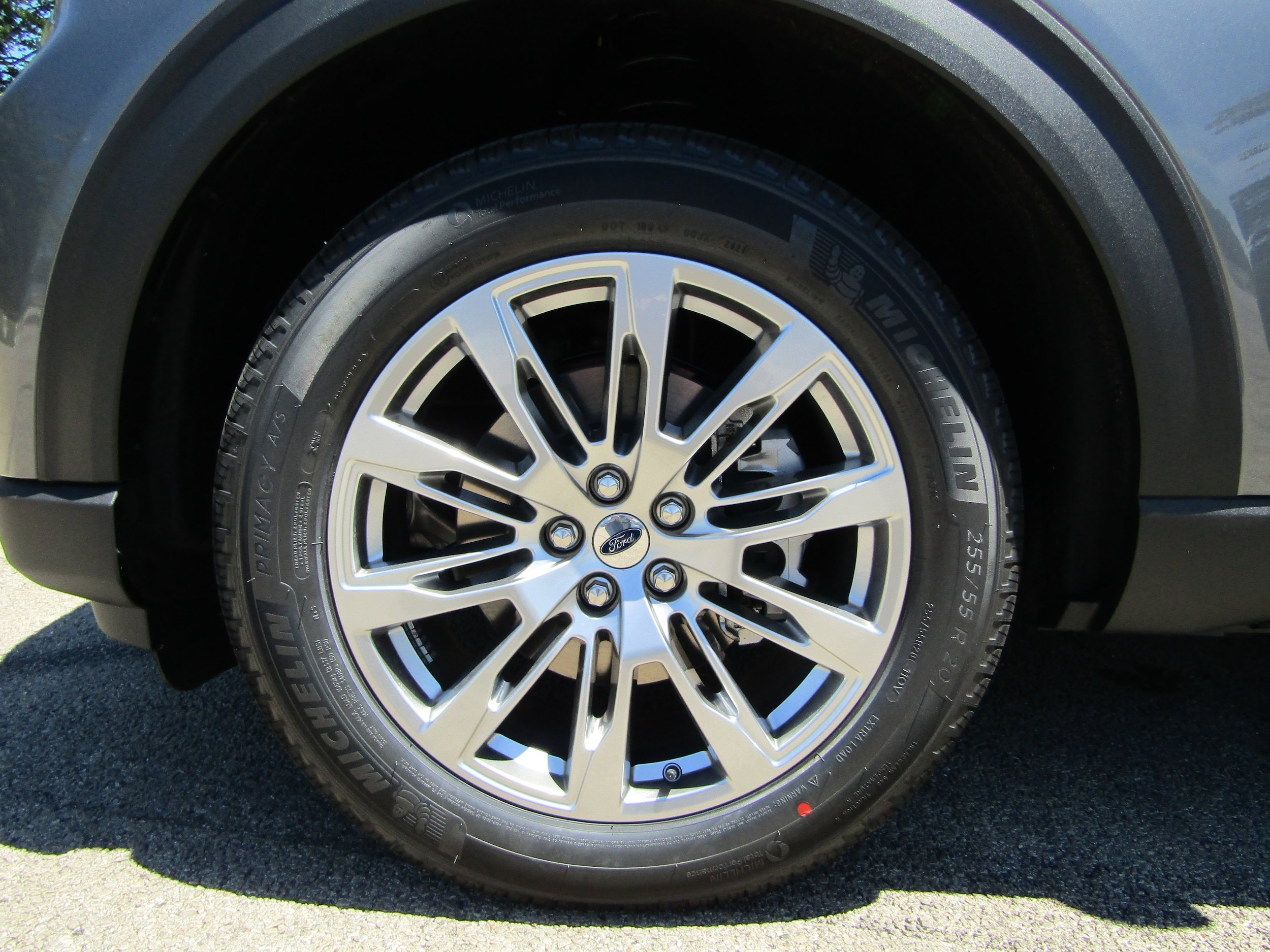 New 2026 Ford Explorer Active w/ Active Comfort Package AWD/4WD image 9