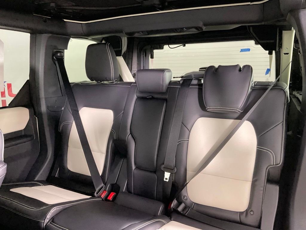 New 2026 Ford Bronco Outer Banks AWD/4WD image 15