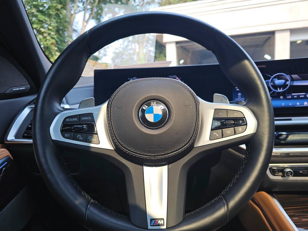 Used 2026 BMW X6 xDrive40i w/ Climate Comfort Package AWD/4WD image 27