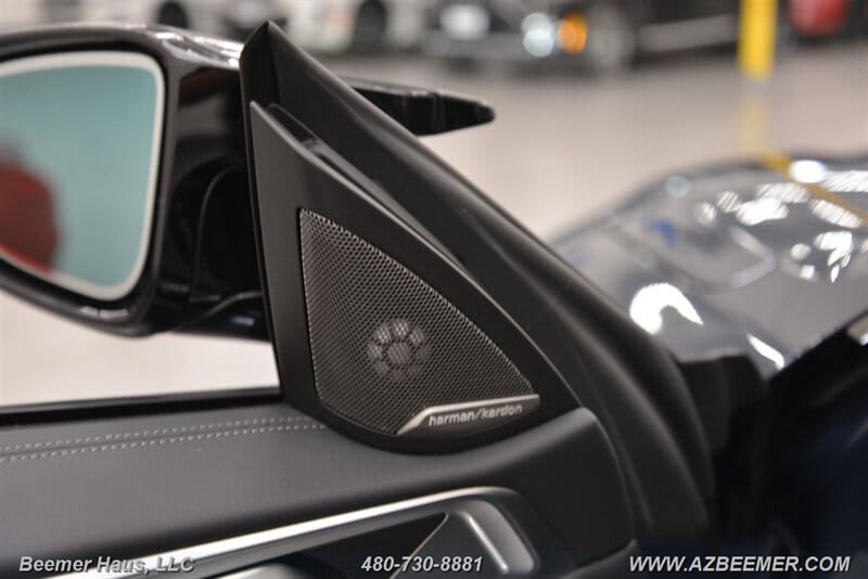 Used 2025 BMW M440i Convertible RWD image 31