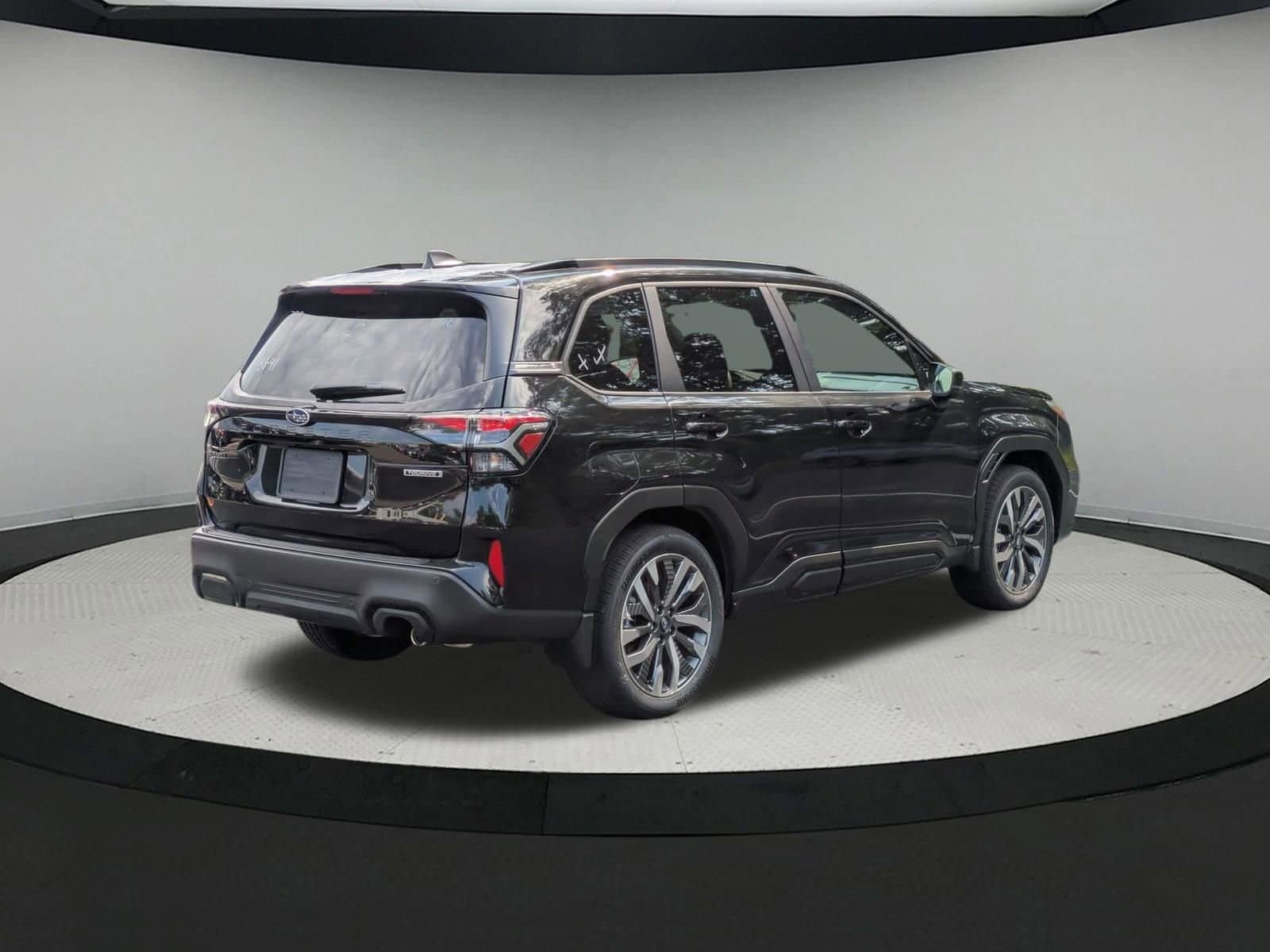 New 2025 Subaru Forester Touring AWD/4WD image 3