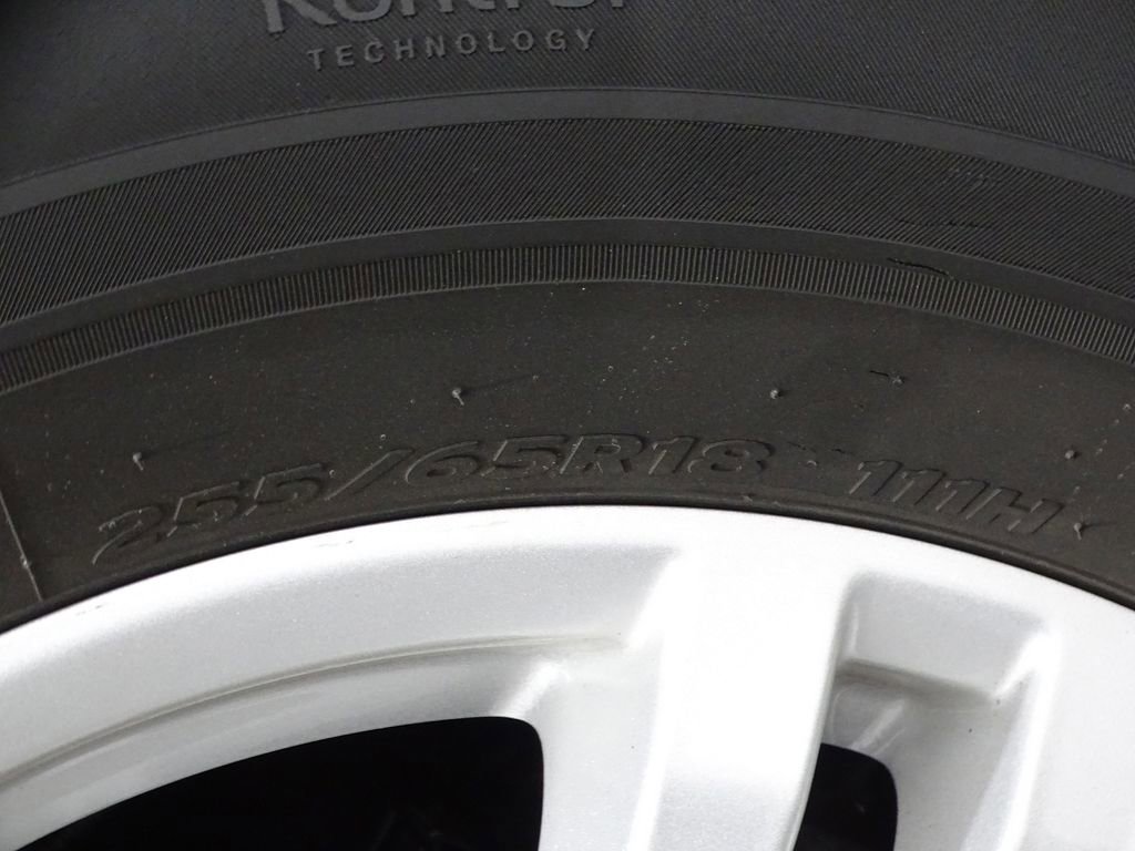 Used 2021 Ford Explorer XLT w/ Equipment Group 202A image 43