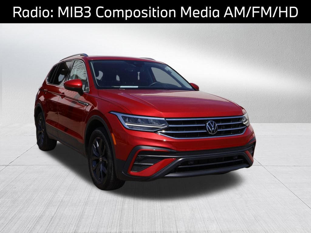 Certified 2023 Volkswagen Tiguan SE w/ Panoramic Sunroof Package AWD/4WD image 5