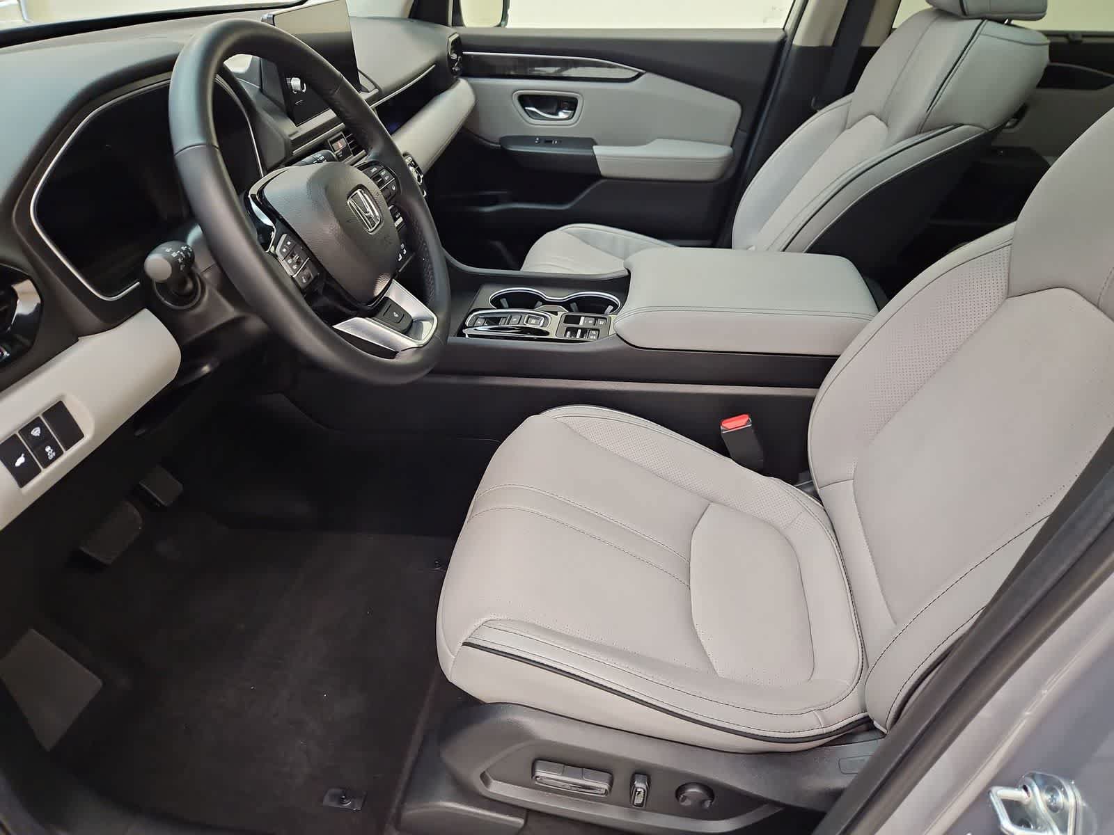 Used 2025 Honda Pilot Elite image 20
