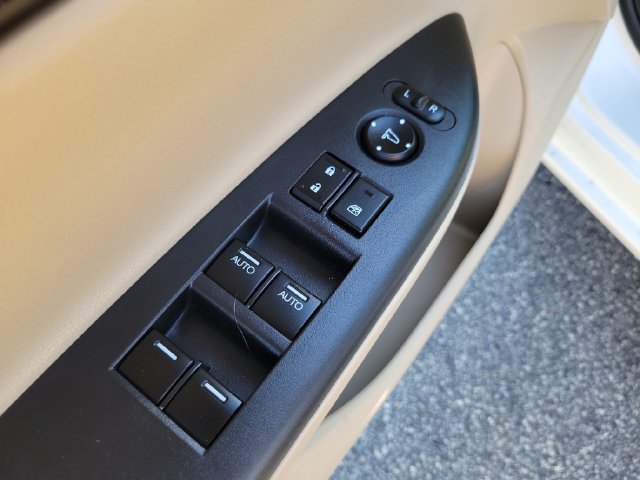 Used 2017 Honda Accord Hybrid Sedan image 21