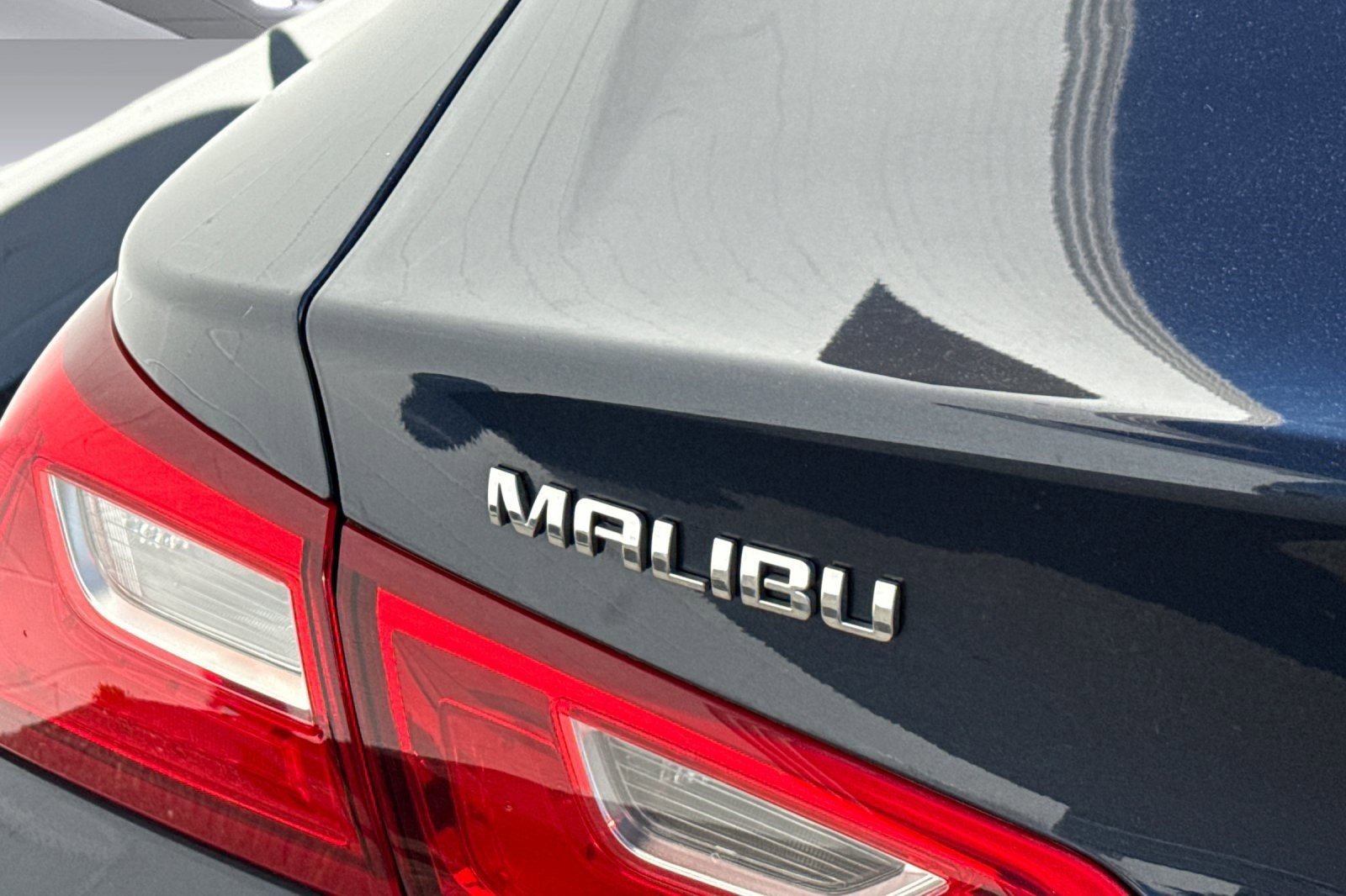 Used 2017 Chevrolet Malibu LS image 12