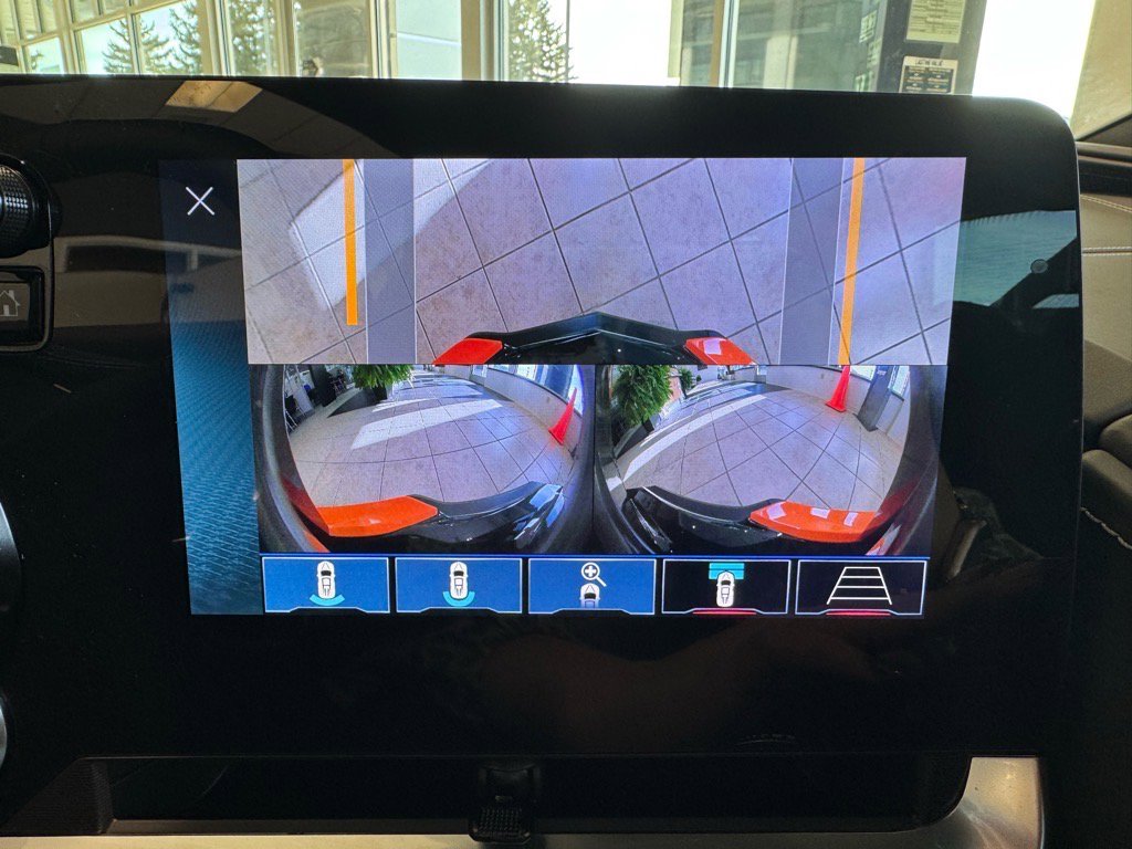 Used 2024 Chevrolet Corvette Stingray Coupe w/ Z51 Performance Package image 24