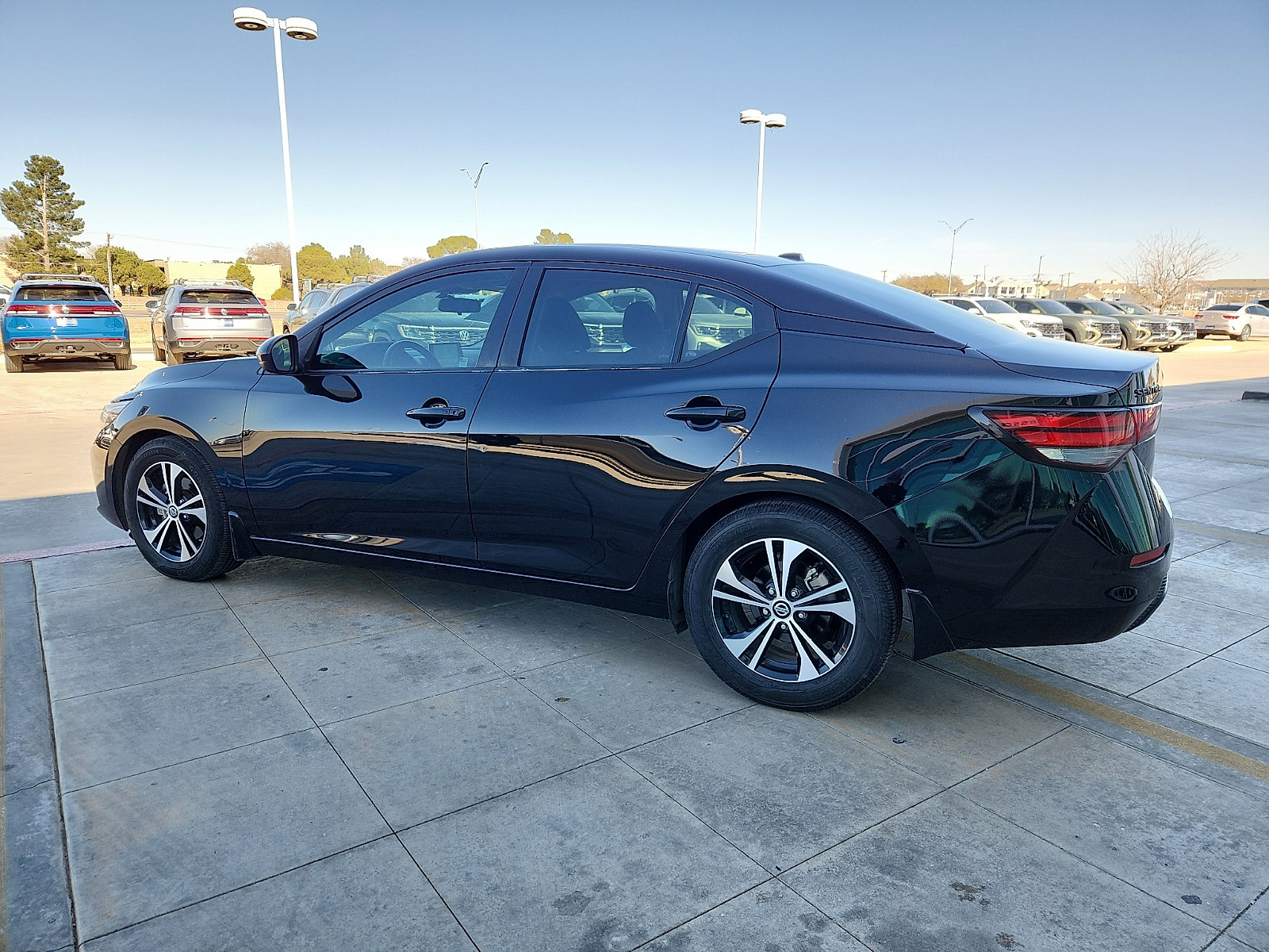 Used 2021 Nissan Sentra SV image 4