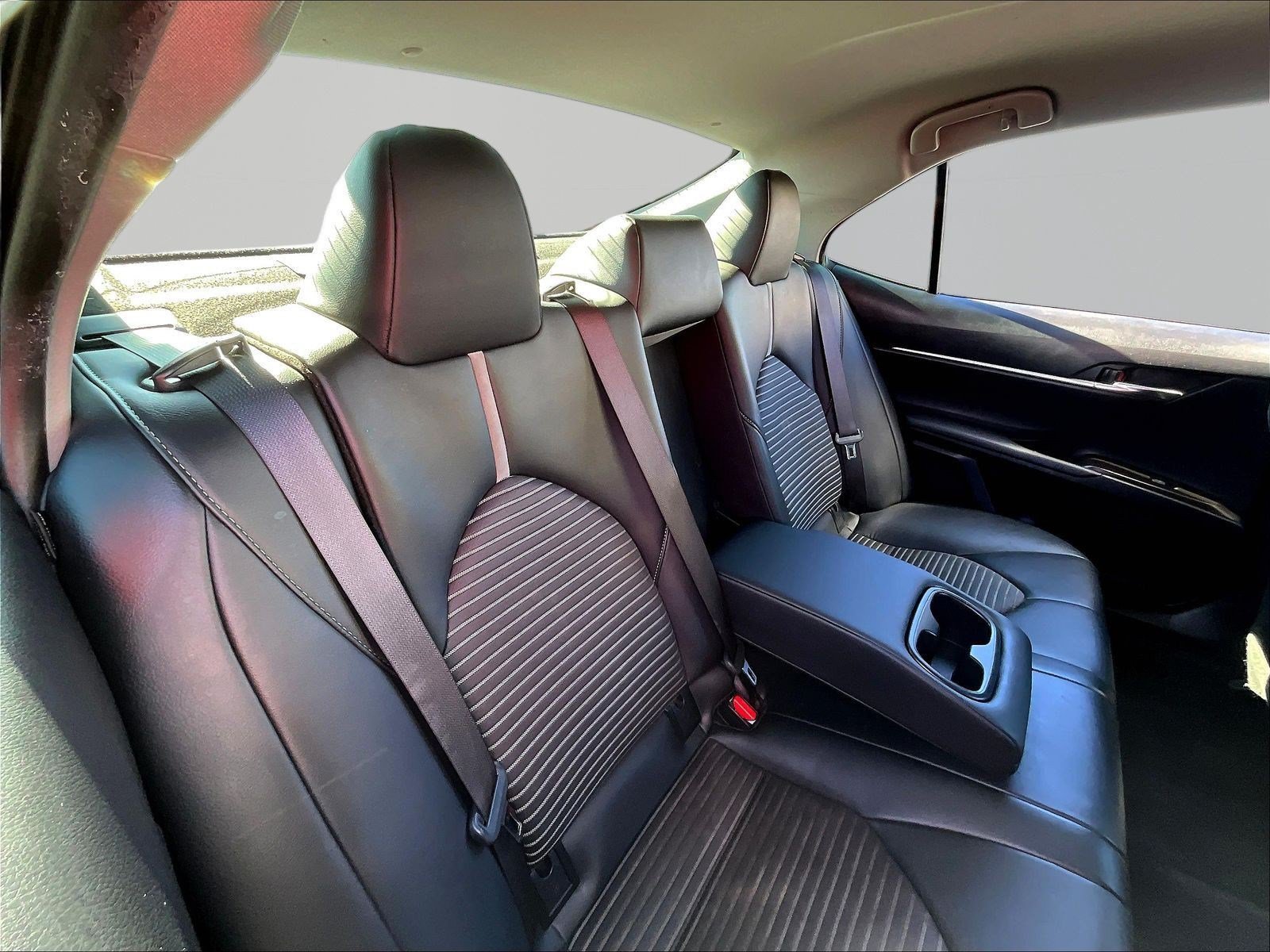 Used 2023 Toyota Camry SE FWD image 24