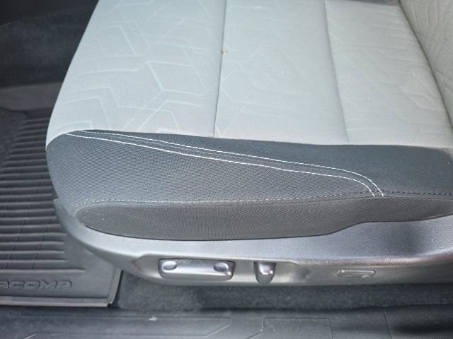 Used 2023 Toyota Tacoma TRD Off-Road w/ Technology Package image 14