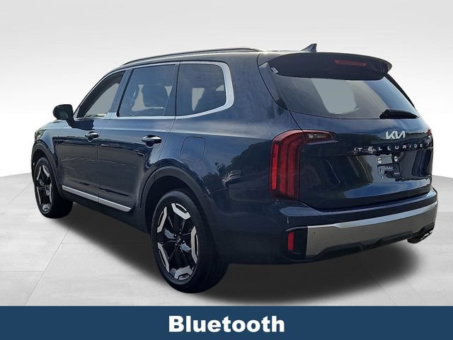 Used 2025 Kia Telluride S FWD image 5