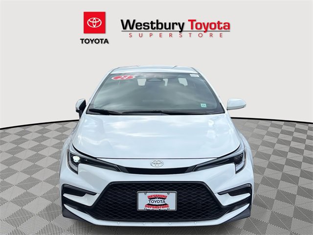 Used 2024 Toyota Corolla SE image 3